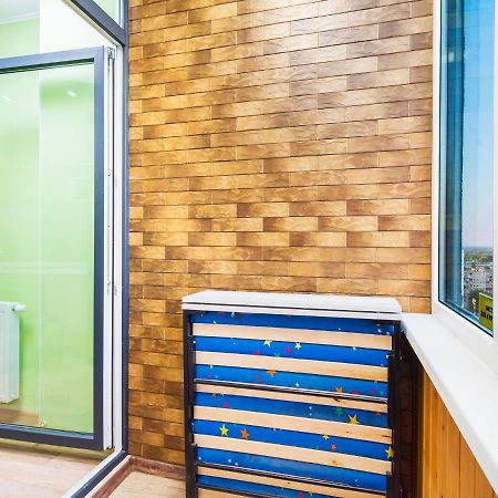Kvartirkoff Na Bogatirskaya 6A, 17 Floor 키예프 외부 사진